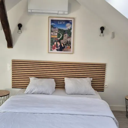 Apartman Charmants Proches Centre Ville, 2 Option , 1er 75m2 Avec Terrasse Privee Et 2eme 105m2 Rdc Avec Jardin Privatif , Parking Gratuit Dans Le Rue *