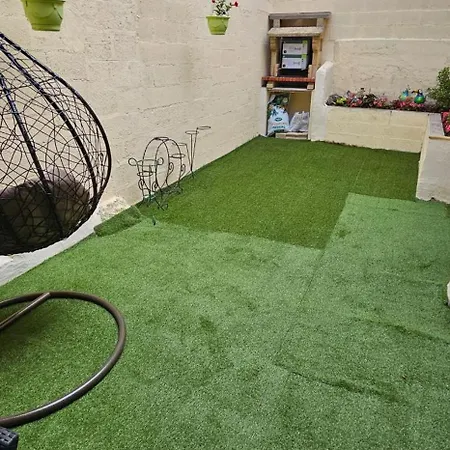 Charmants Proches Centre Ville, 2 Option , 1er 75m2 Avec Terrasse Privee Et 2eme 105m2 Rdc Avec Jardin Privatif , Parking Gratuit Dans Le Rue * إيبيرني
