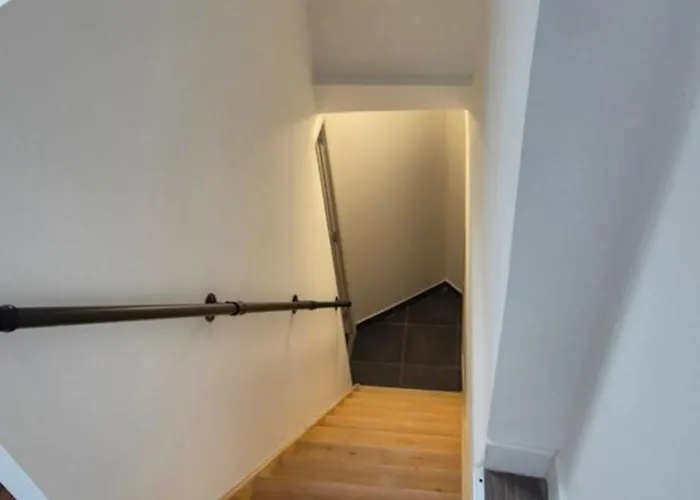 Proche Du Centre Parking Gratuit Dans La Rue * Épernay